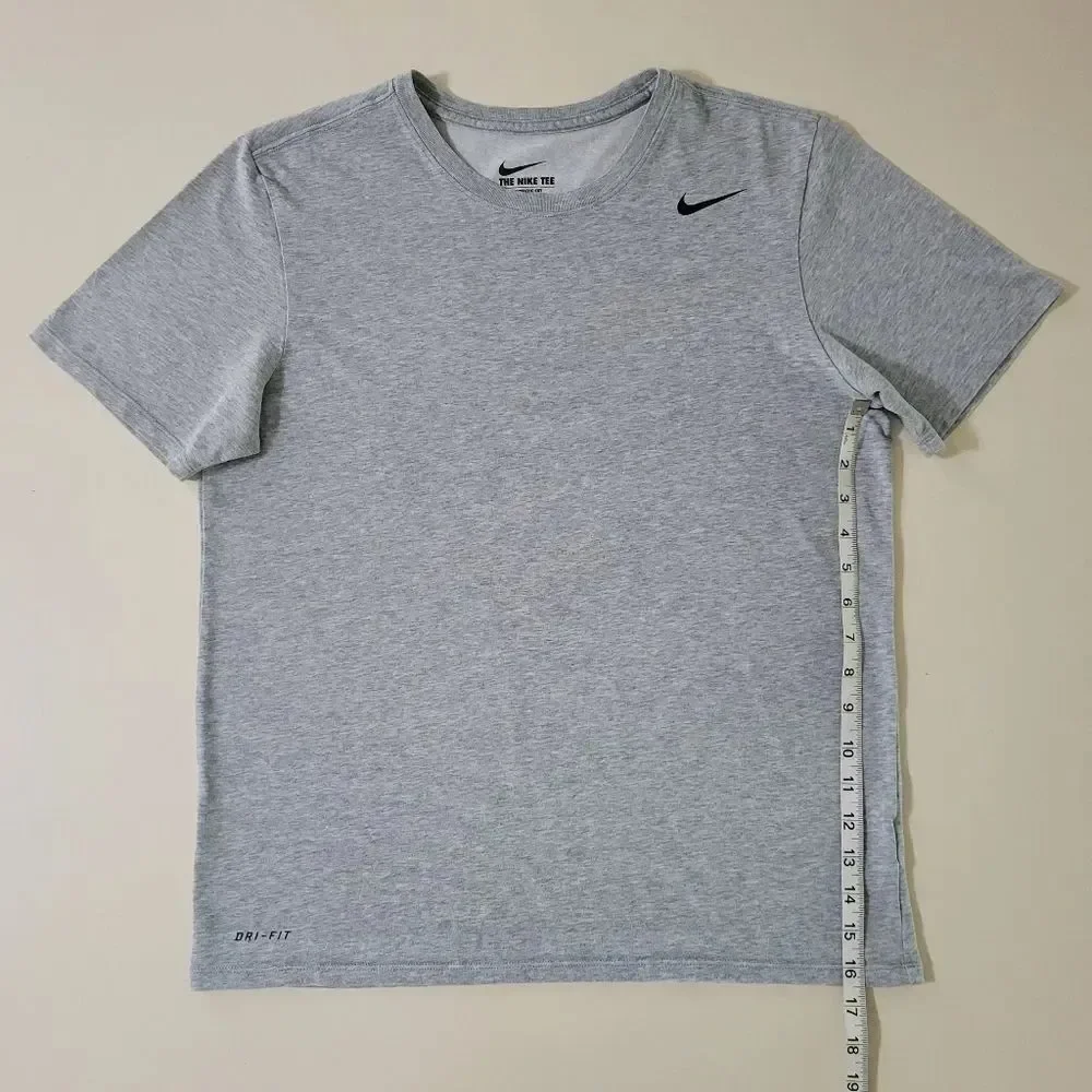 Nike Men's Gray Dri-FIT Short Sleeve T-shirt